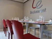 Campanile Saintes Hotel a Saint-Vaize