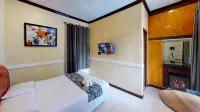 The Executive Villa Inn & Suites - balcony