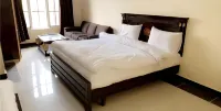 Magnum Hotel and Restaurant