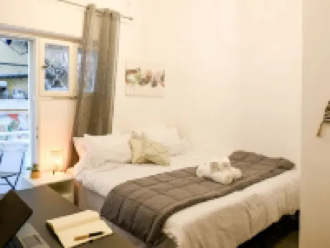 Charming Home in the Heart of Haifa by Sea N Rent Hotéis em Haifa