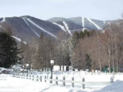 Year Round Green Mountain Escape - Ski - Swim - Tennis - Hike - Golf Hotels in Warren