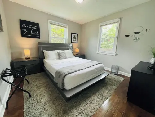 Modern & Spacious-walk to metro w/ parking On-site