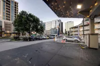 Comfort Inn Downtown Nashville - Music City Center - parking