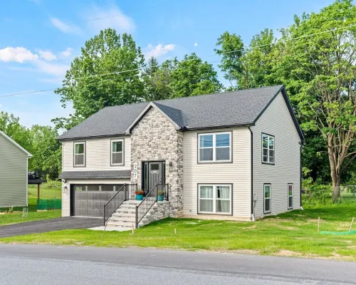 The Respite: Spacious beautiful new build, sleeps 8-10. 7 minutes from Hershey. Hoteles en Skyline View