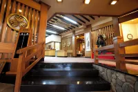 人丸花壇旅館