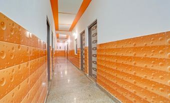 FabHotel Yadhuvanshi Dhaam