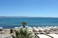 Room 23 Hotel - Beach