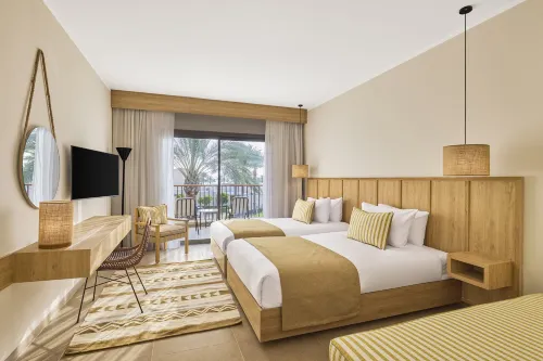 JAZ Almaza BLU, Almaza Bay Hoteles en Marsa Matruh