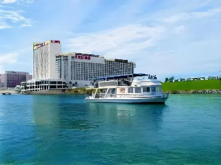 Don Laughlin's Riverside Resort & Casino Отели в г. Лафлин