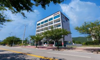 Yeosu Haeteurak Pension