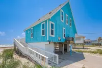 Jamaica Me Happy! OCEAN FRONT CUTIE! Pet Friendly. Super Clean! Wall of windows