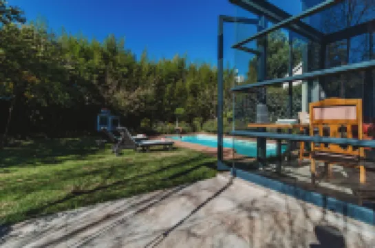 อะคอร์น เกสต์เฮาส์