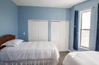 HUGE 1700 sqft 3bd West Loop Penthouse w/ Balcony - บังกะโล