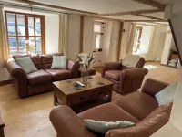 Holly Cottage Poole. Quaint Thatch. Jurassic Coast