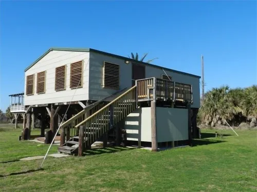 Palm Beach Afforable Fun Getaway! NEAR PIRATES BEACH