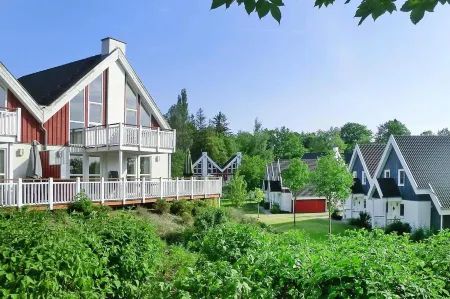 Ferienwohnung in Bad Saarow for 6 Personen Отели рядом с достопримечательностью «Kirche Neu Golm»