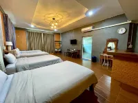 MRK Resort & Massage