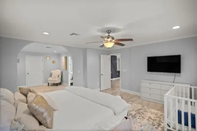 Luxury Ranch 2 Master Kg Bed w/ heated Salted Pool Hotels near Orlando Science Center