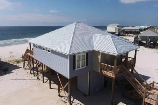 Beautiful Gulf 4 Br/4 Bath, High End Furnishings w/Beach Gear and 2 Kayaks!