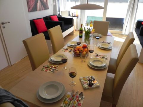 4-Zi.-Apartment 'Elbkontor II', modern apartment for up to 10 people, WiFi