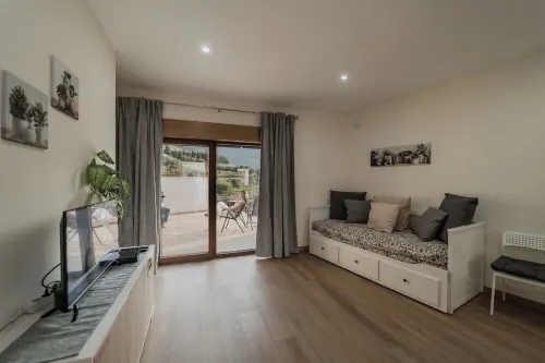 Casa Bastardo - A cozy house surrounded by the vineyard terraces of the Douro. Hotels in Ervedosa do Douro