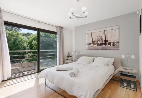 St-Tropez villa 5 Bedroom route des plages فنادق في Gassin