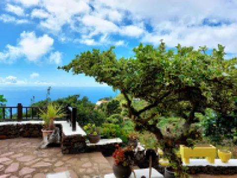 Casa con Vistas Panorámicas Cerca del Pueblo de Villa de Mazo, Isla de La Palma