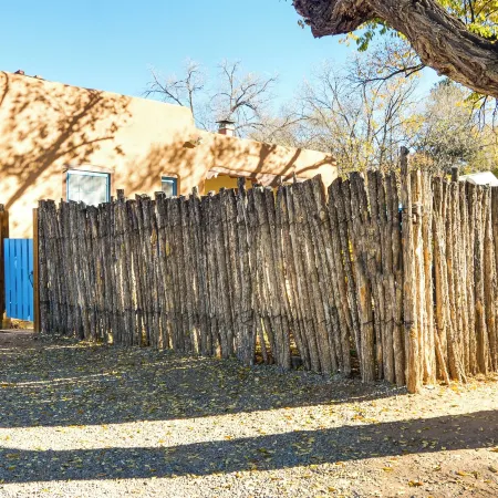 Cozy Adobe Casita 1 Mile to Santa Fe Plaza!