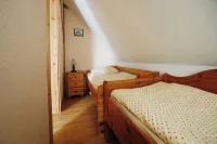 Reitpension Wiesengrund: cozy apartment on a riding and farm Hotels in Angermunde