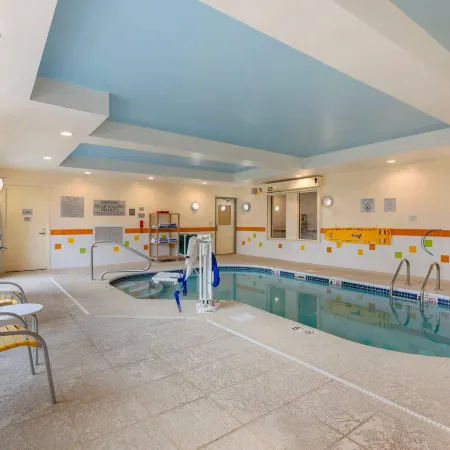 Comfort Inn & Suites Akron South