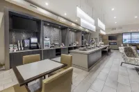 Best Western Plus Executive Residency Jackson Northeast - breakfast