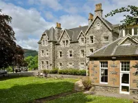 Ben Wyvis Hotel فنادق في دينجوول