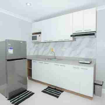 18KMP Beautiful Condo beside Mactan Newton Others