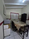 Charming and spacious 2-bedroom 1 bath house in lovely Castries with WiFi, AC, Hotels in Ciceron