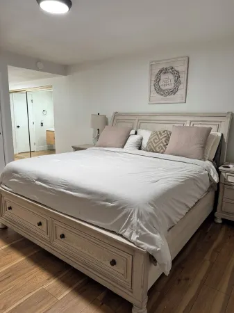 Spacious 4-bedroom house with WiFi and AC in wonderful Merced Отели рядом с достопримечательностью «Университет Калифорния Мерсед»