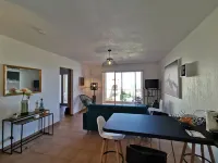 Apartment in L'île-Rousse, large T2, sea view, air conditioning, wifi