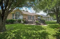 5 Beds Luxury Retreat on Golf Course