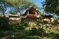 Surfingbirds Home for Surfers and Birdwatchers, restaurants at walking-distance Hotels in 