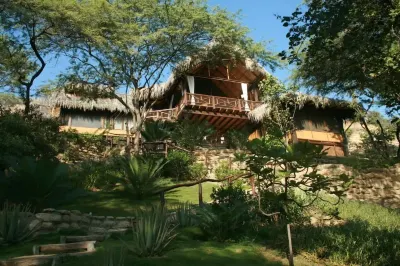 Surfingbirds Home for Surfers and Birdwatchers, restaurants at walking-distance Hotels in 