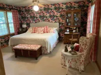 Cottage on the Hill - Your Home Away From Home