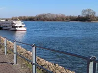 Welcome to the Lower Rhine - your cozy vacation home for relaxing days! Hotels in Rees