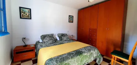 House Almuñecar historic center! Mountain castle sea view