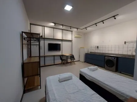 Cozy studio apartment close to Aperam Centro! Отели в г. Тимотеу