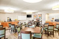 Days Inn by Wyndham Helena - breakfast
