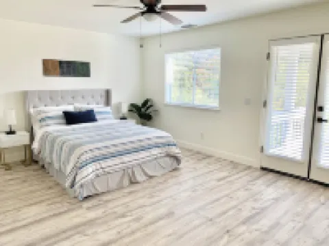 Newly renovated spacious home near Folsom Lake