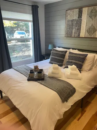 “Blue Bear” Perfect Mountain Getaway