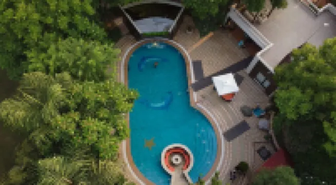 The Bael | A DreamscapeA Luxury Getaway.