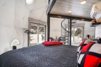 King Dome - 1 King Bed, 2 Queen Beds in Loft Accessed by Spiral Staircase
