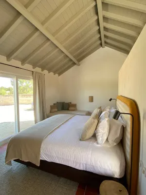 Casa da Pergola - Vila de Design de Praia Piscina Privada Hotels near Badoca Safari Park