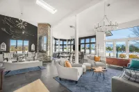 Luxury Estate with Mountain View and Privacy